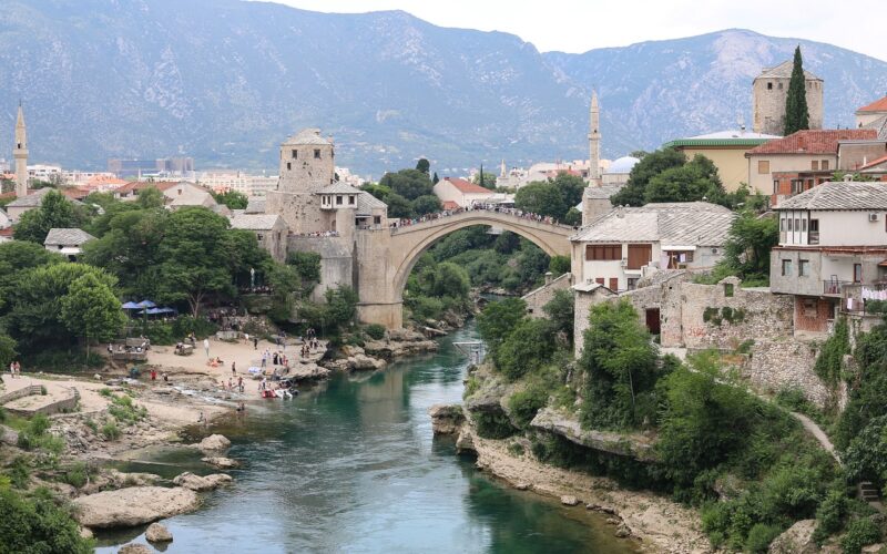 mostar, bosnia, stari most